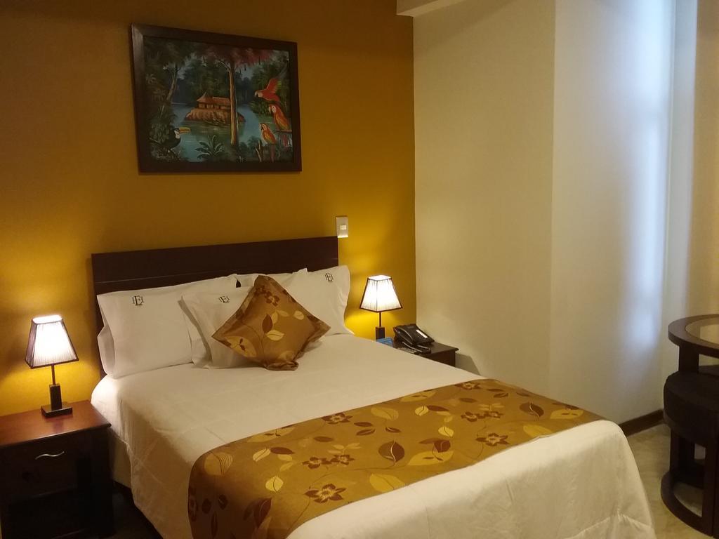 Hotel Europa Iquitos Extérieur photo