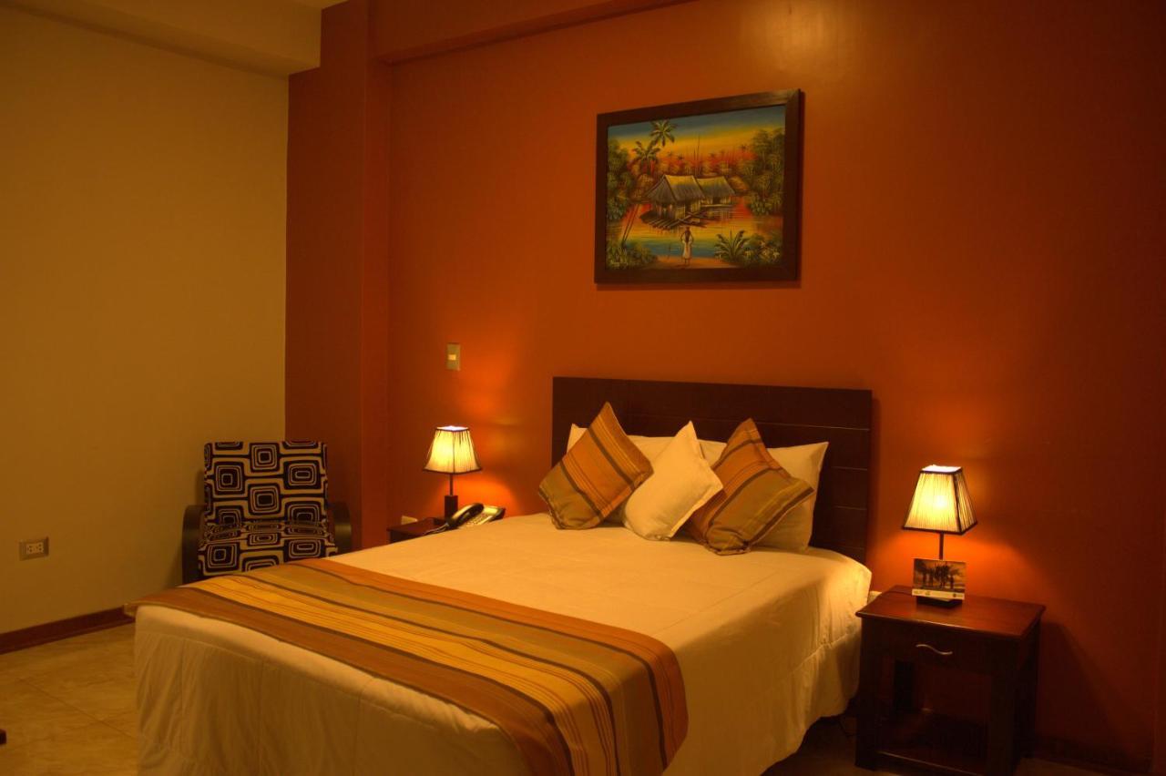 Hotel Europa Iquitos Extérieur photo