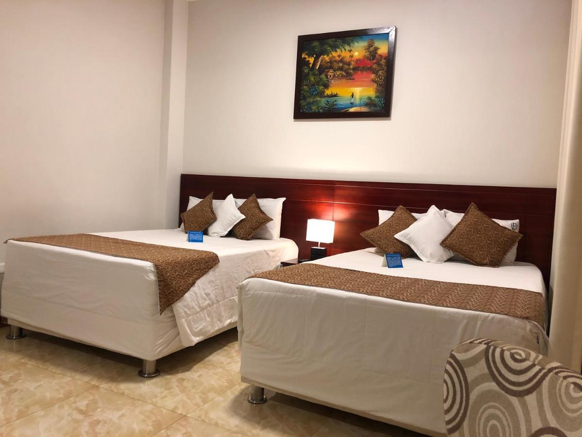 Hotel Europa Iquitos Extérieur photo